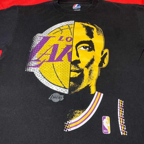 Throwback lakers Kobe Bryant shirt small - Picture 2 of 3